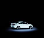 Volvo C70 Ice White 2009 года